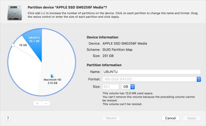 Disk Utility window showing Linux and Swap partitions for Dual Boot on Mac