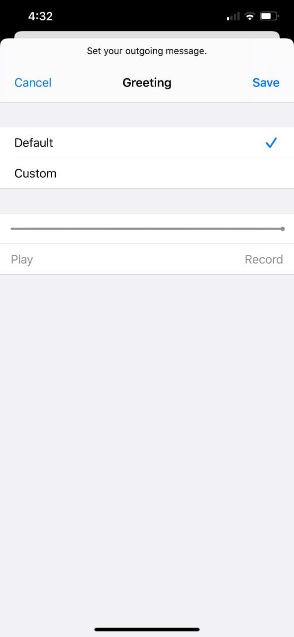 Choosing the standard voicemail greeting on iPhone