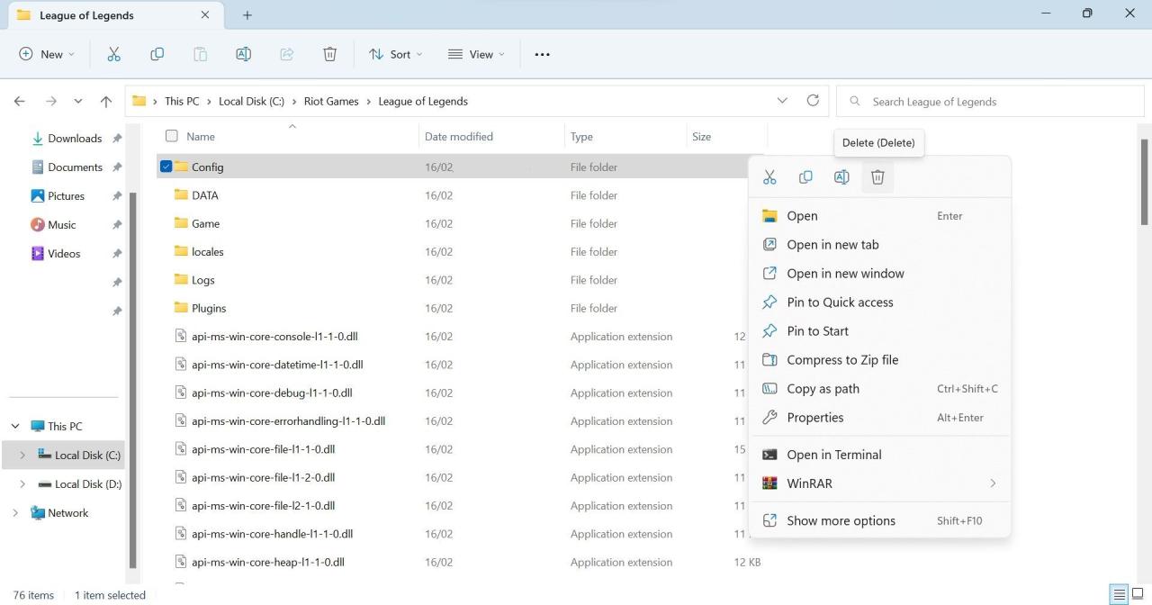 Deleting the Config Folder of League of Legends in Windows File Explorer